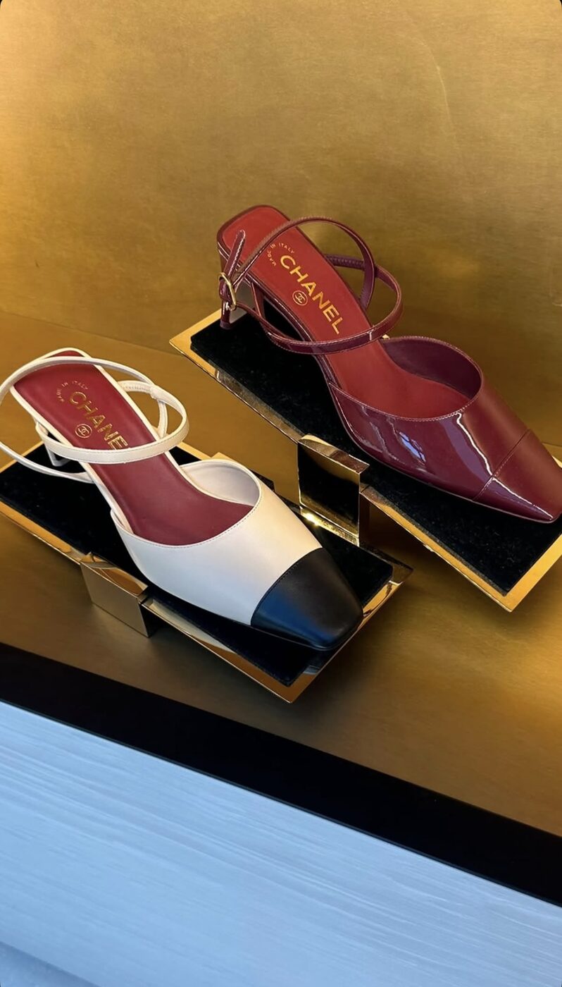 Chanel slingback in burgundy patent, EU 42